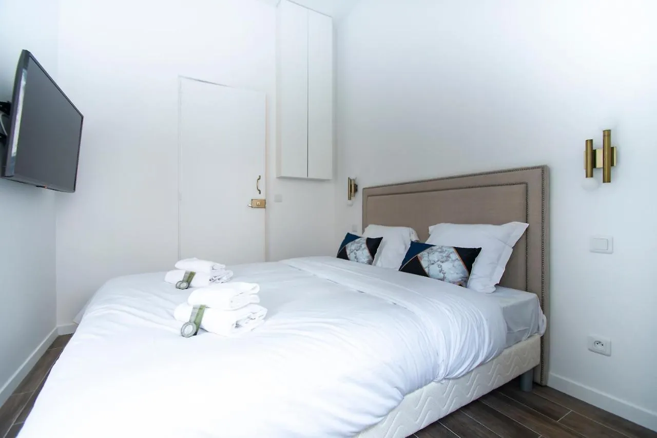 Dreamyflat - Abbesses Paris